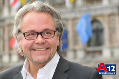 Ontbijtvergadering met Philip Heylen