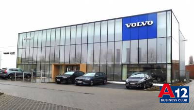 Ontbijtvergadering en bedrijfsbezoek 