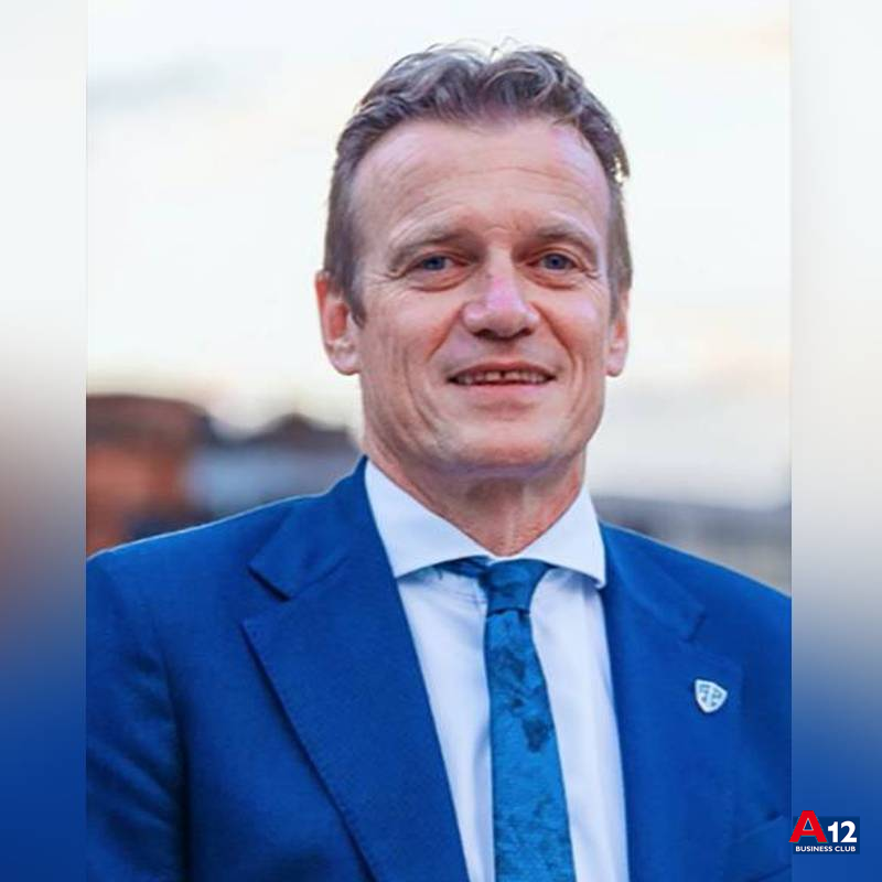  Minister Paul Van Tigchelt