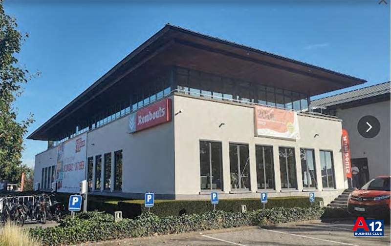 Ontbijtvergadering met bedrijfsbezoek 