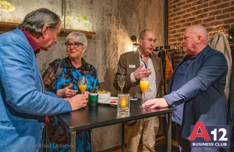 Fotoalbum - Eindejaarsbuffet met lezing over humor en de Antwerpse taal - A12 Business Club - Evenement