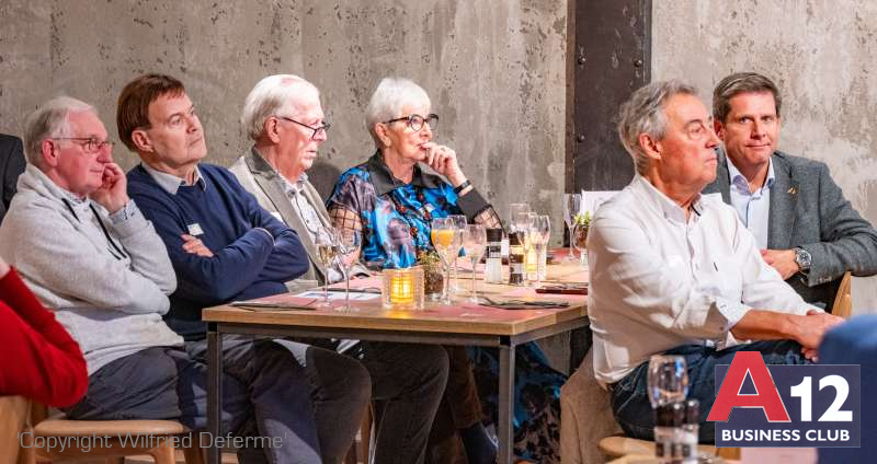 Fotoalbum - Eindejaarsbuffet met lezing over humor en de Antwerpse taal - A12 Business Club - Evenement