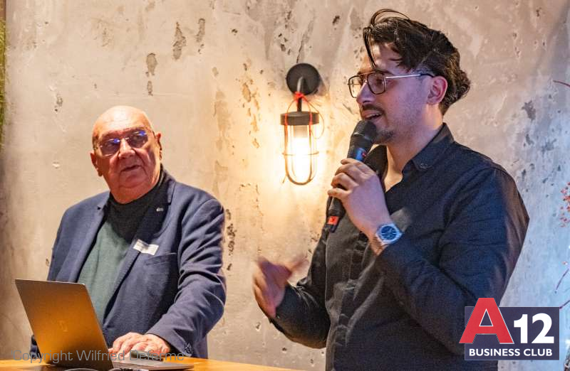 Fotoalbum - Eindejaarsbuffet met lezing over humor en de Antwerpse taal - A12 Business Club - Evenement