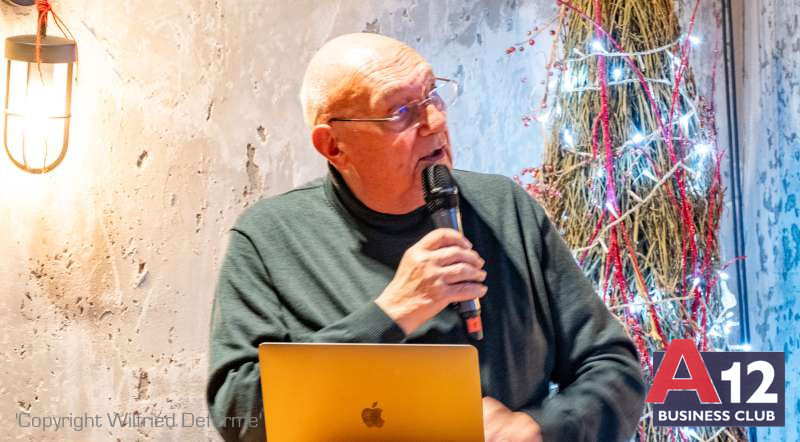 Fotoalbum - Eindejaarsbuffet met lezing over humor en de Antwerpse taal - A12 Business Club - Evenement