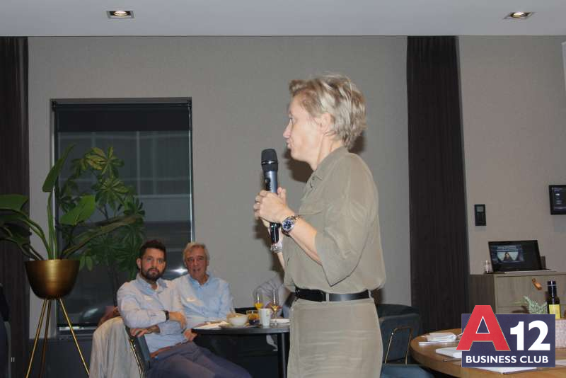 Fotoalbum - Minister Annick De Ridder over transport en mobiliteit - A12 Business Club - Evenement