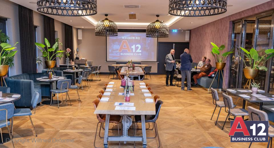 Fotoalbum - Ontbijtvergadering met Kris Seyen over AI - A12 Business Club - Evenement