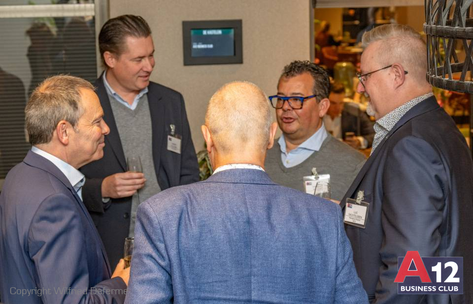 Fotoalbum - Ontbijtvergadering met Kris Seyen over AI - A12 Business Club - Evenement