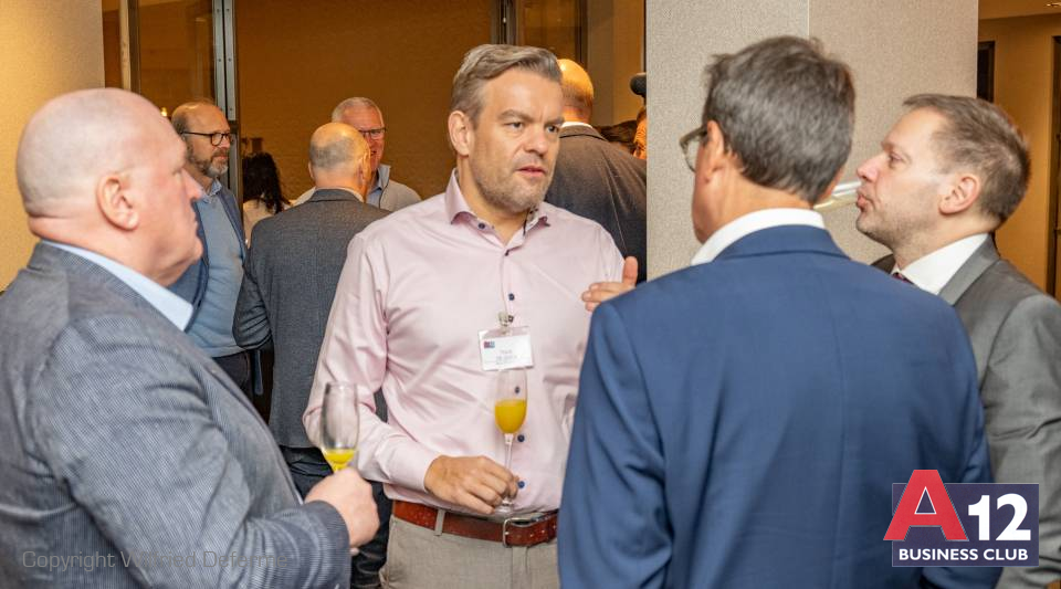 Fotoalbum - Ontbijtvergadering met Kris Seyen over AI - A12 Business Club - Evenement