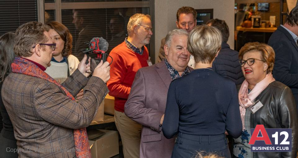 Fotoalbum - Ontbijtvergadering met Kris Seyen over AI - A12 Business Club - Evenement