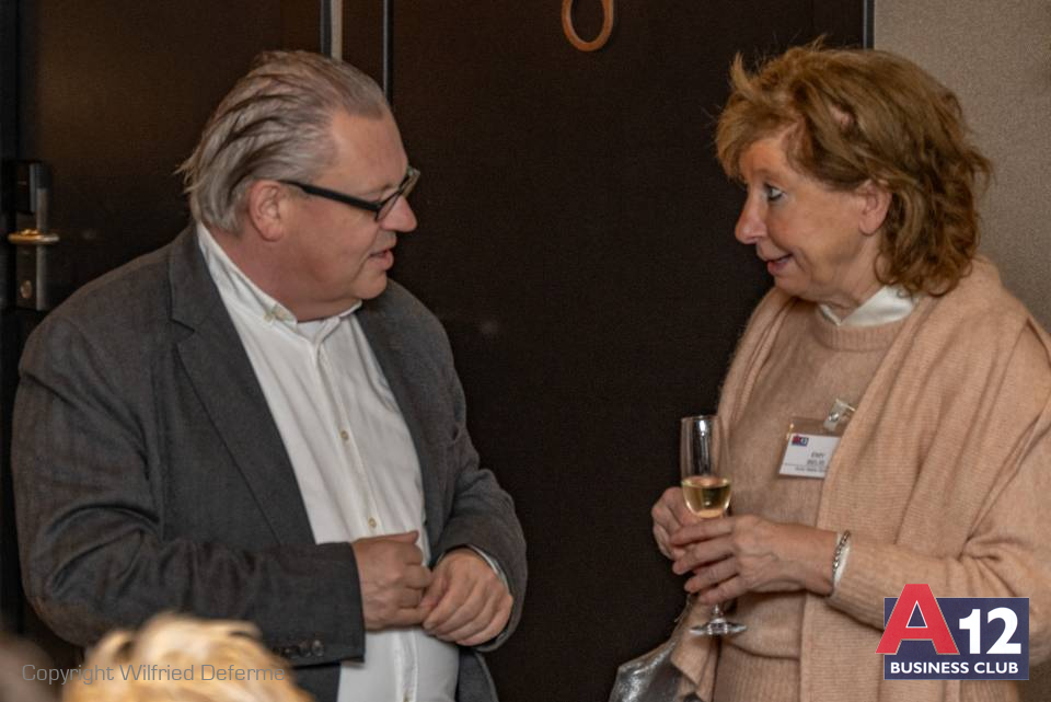 Fotoalbum - Ontbijtvergadering met Kris Seyen over AI - A12 Business Club - Evenement