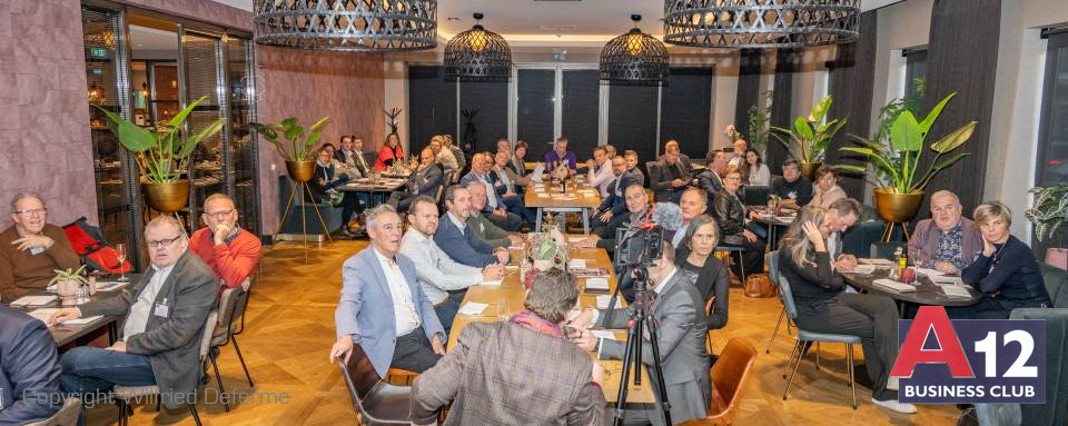 Fotoalbum - Ontbijtvergadering met Kris Seyen over AI - A12 Business Club - Evenement