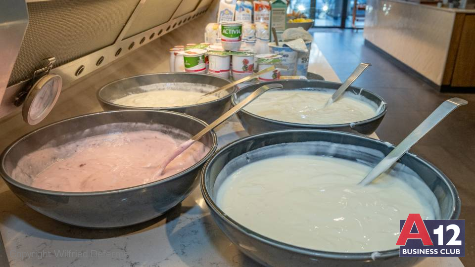 Fotoalbum - Ontbijtvergadering met Kris Seyen over AI - A12 Business Club - Evenement