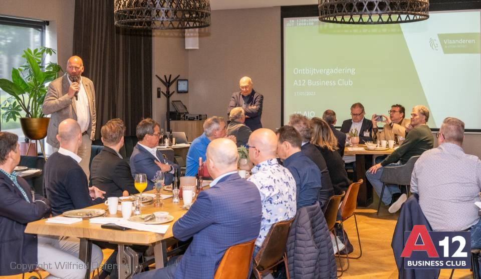 Fotoalbum - Ontbijtvergadering met Rik Candries (VlAIO) - A12 Business Club - Evenement