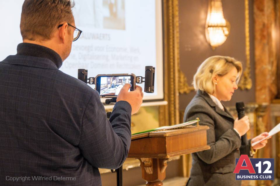 Fotoalbum - Ontbijtvergadering met Schepen Erica Caluwaerts - A12 Business Club - Evenement