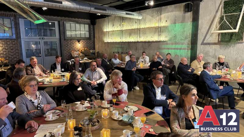 Fotoalbum - Ontbijtvergadering over UITBLINKEN MET JE WINKEL  - A12 Business Club - Evenement